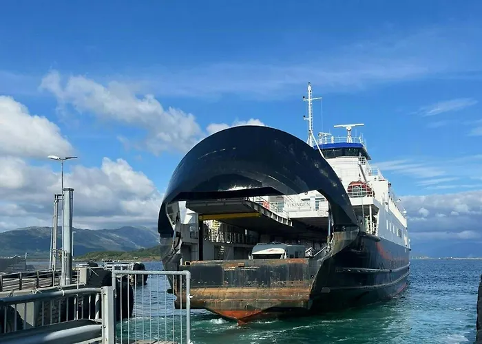 Vakantiehuis Family With Views Of Donnamannen Mountain