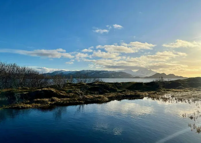 Vakantiehuis Family With Views Of Donnamannen Mountain *