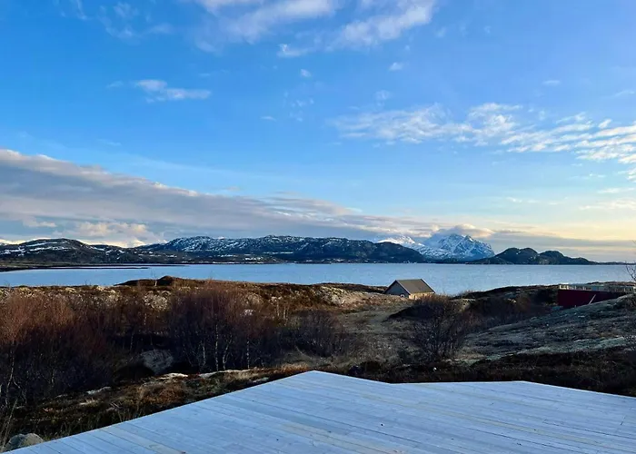 Ferienhaus Family With Views Of Donnamannen Mountain Donnes